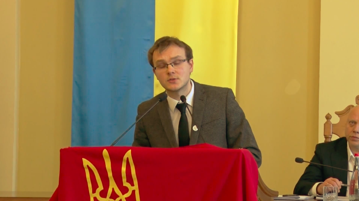 У Львові міськрада не підтримала  використання червоно-чорного прапору разом з державним